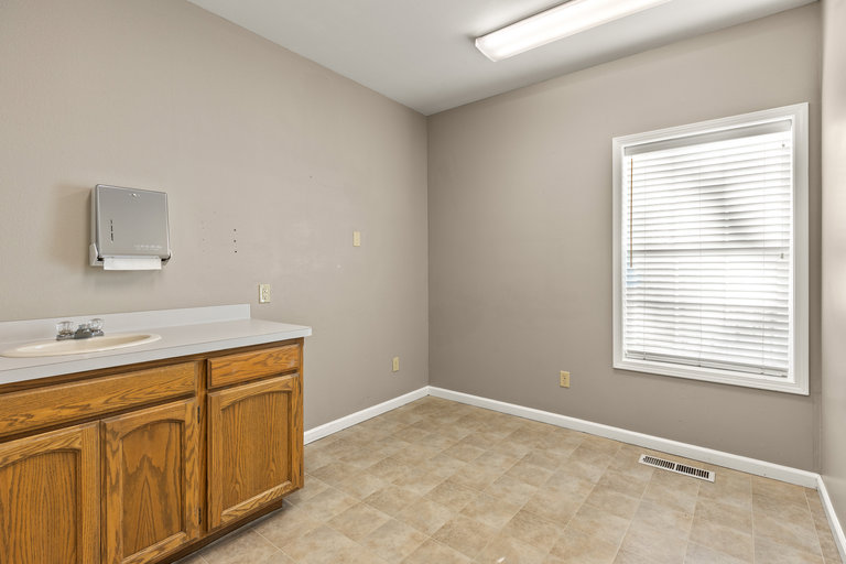 10 Governors Lane, Chico, CA, For Lease, Image-3