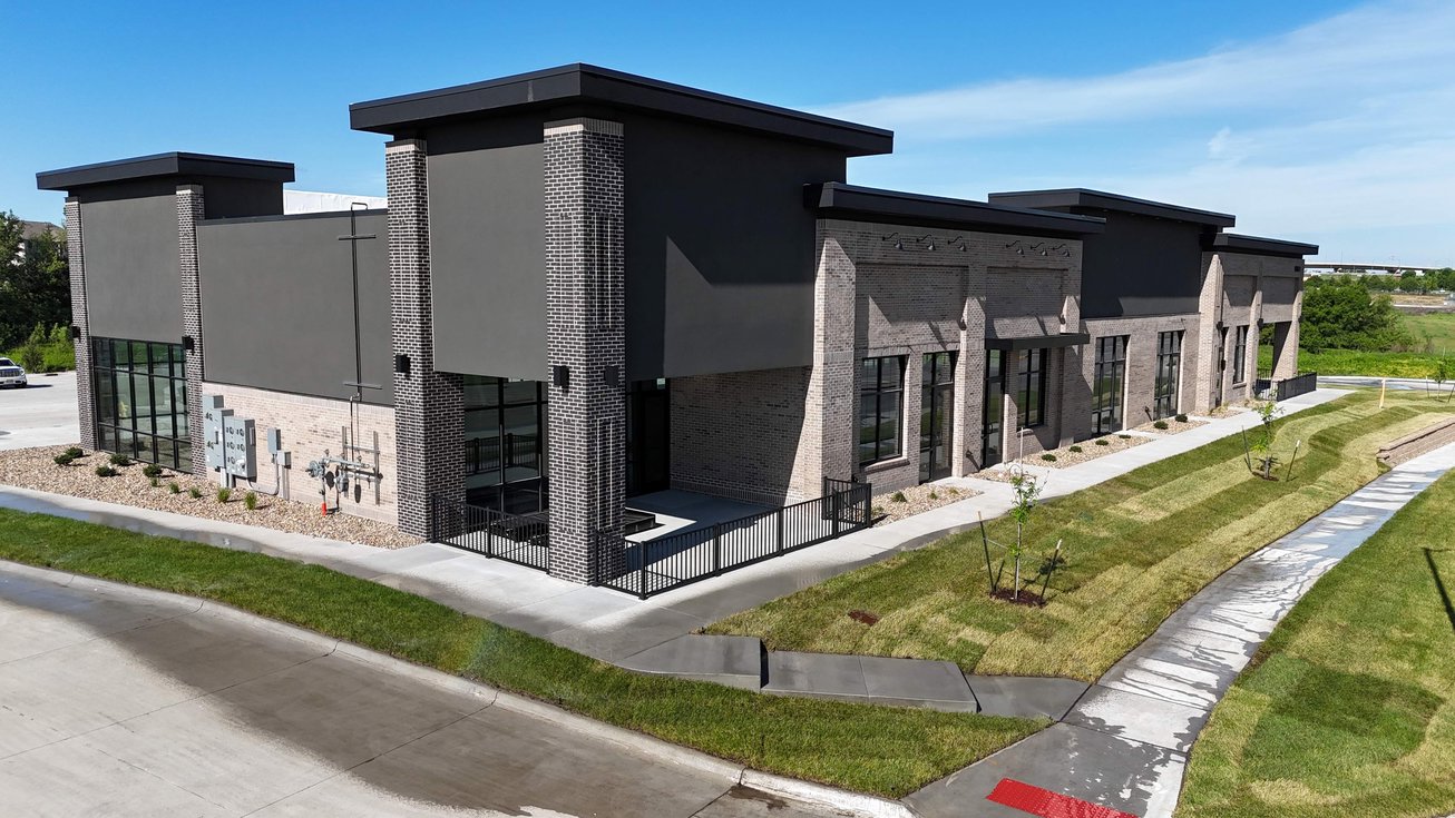 10100 Plum Dr Retail