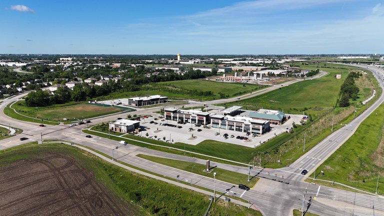 10100 Plum Dr, Urbandale, IA, For Lease, Image-8