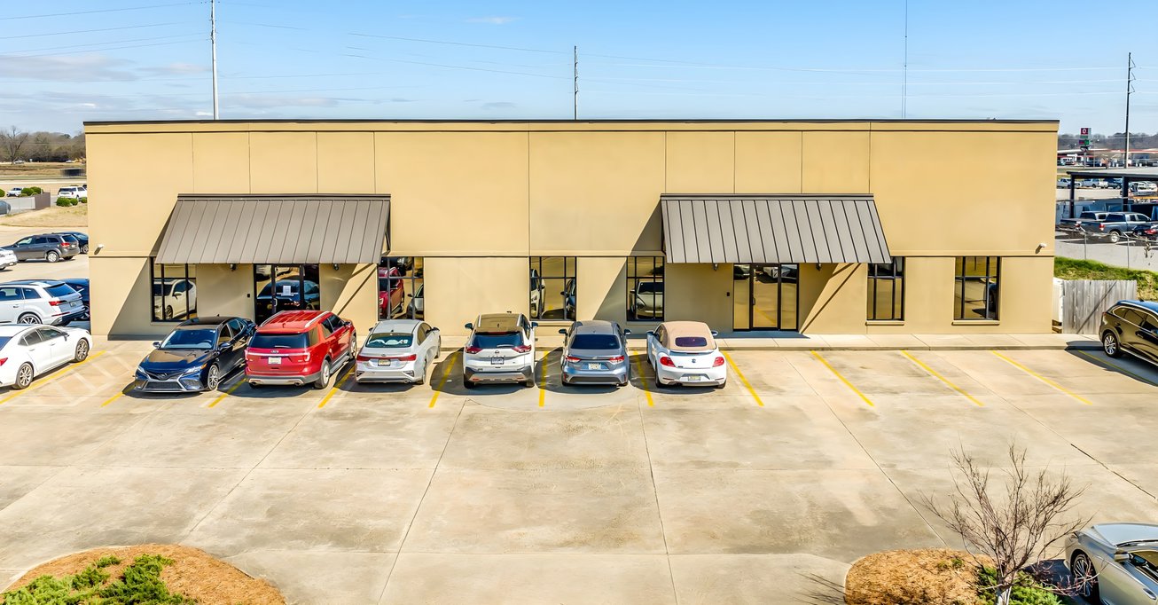 1028 Lagoon Business Loop Office