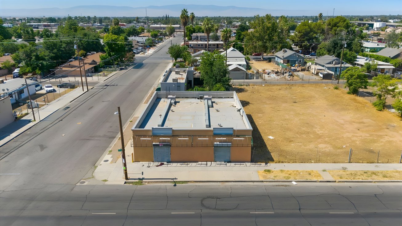 1039 Niles Street Retail