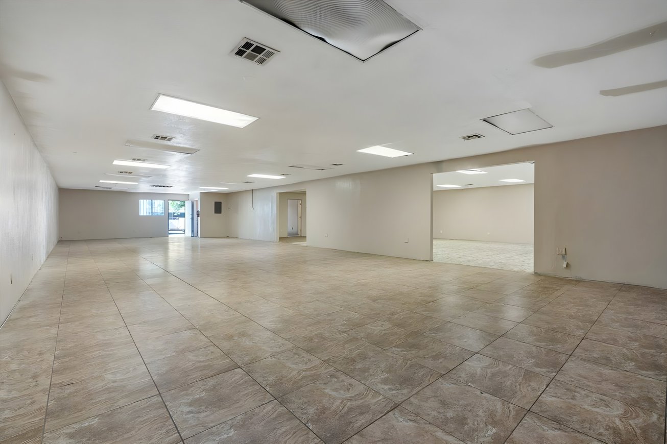 1039 Niles Street, Bakersfield, CA, For Sale, Image-2
