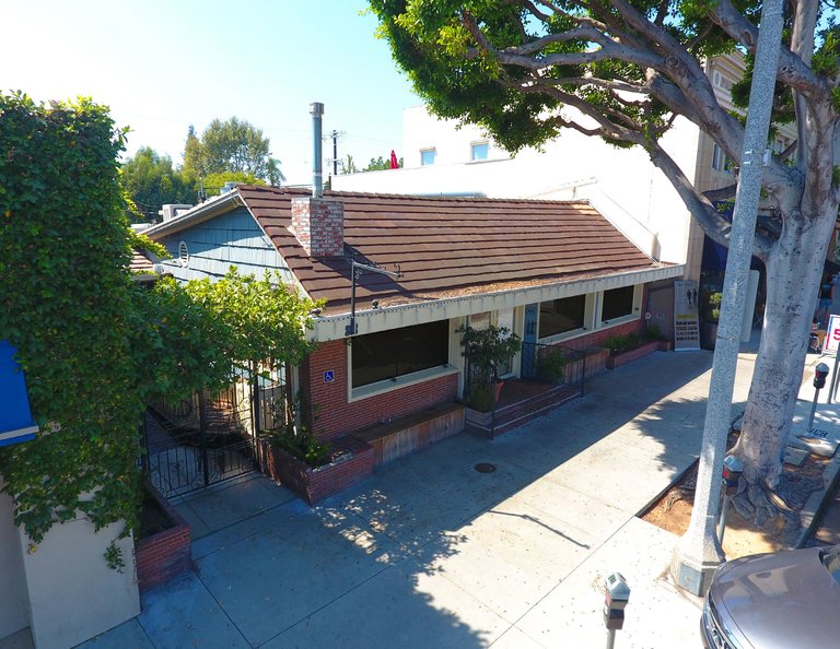 107 North Larchmont Boulevard, Los Angeles, CA, For Lease, Image-4