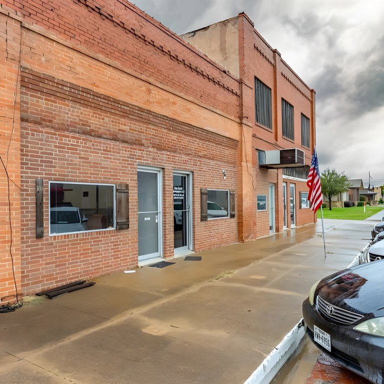 109 N 5th Street, Wills Point, TX, For Lease, Image-2