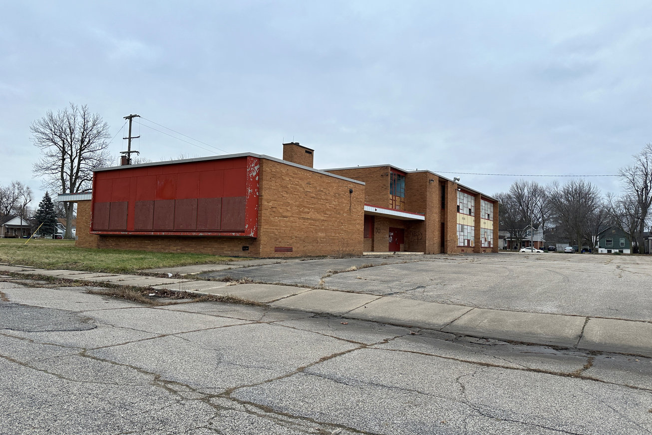 1123 North Sherman Street, Bay City, MI, For Sale, Image-2