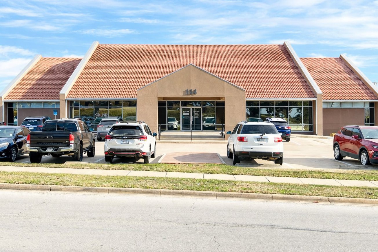 114 Sproles Drive, Benbrook, TX, For Sale, Image-2