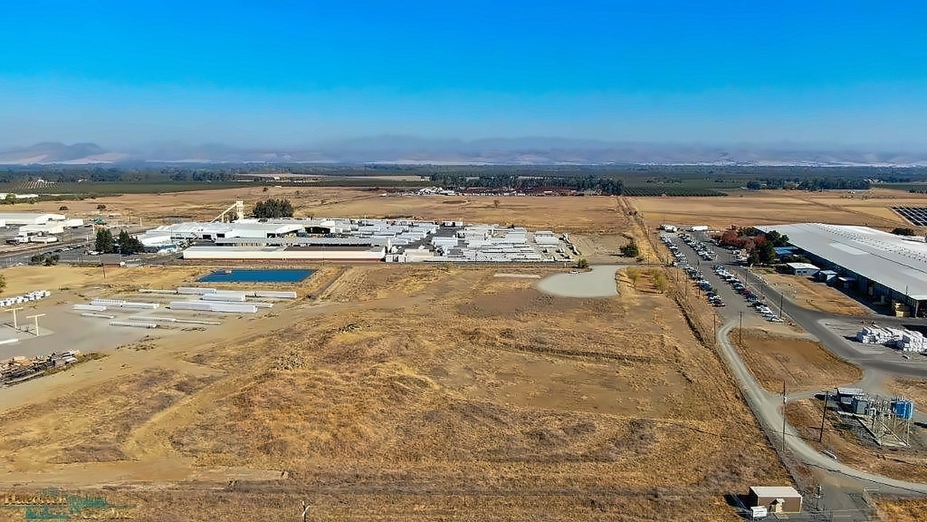 11425 Reading Road, Red Bluff, CA, For Sale, Image-1