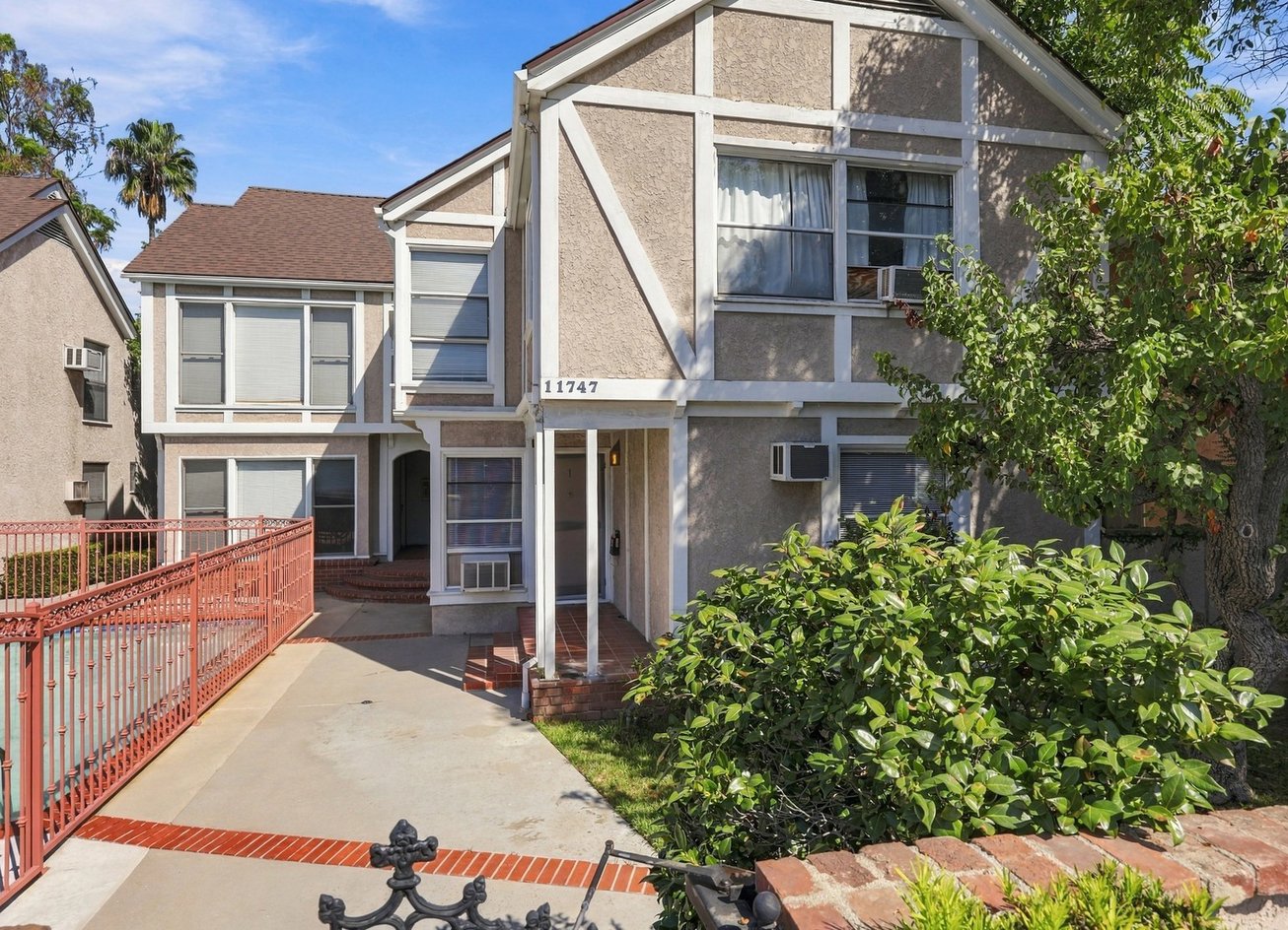 11747-53 Moorpark St, Studio City, CA, For Sale, Image-1