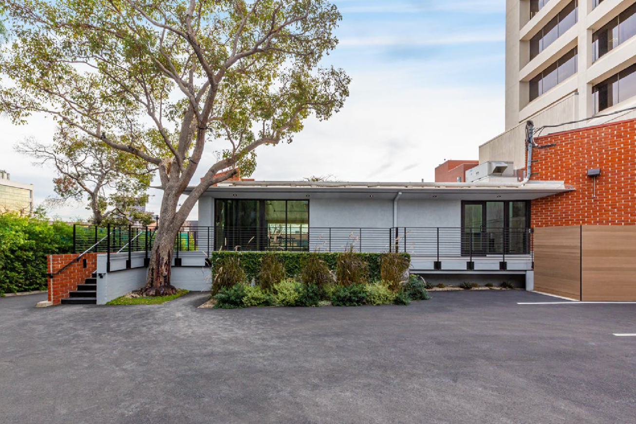 11757–11759 San Vicente Boulevard Retail