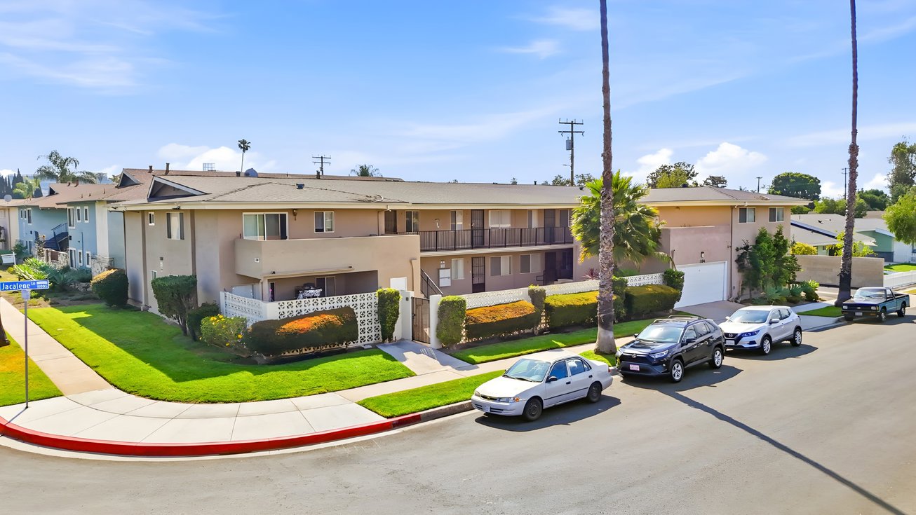 1184 W Casa Grande Ave Multifamily