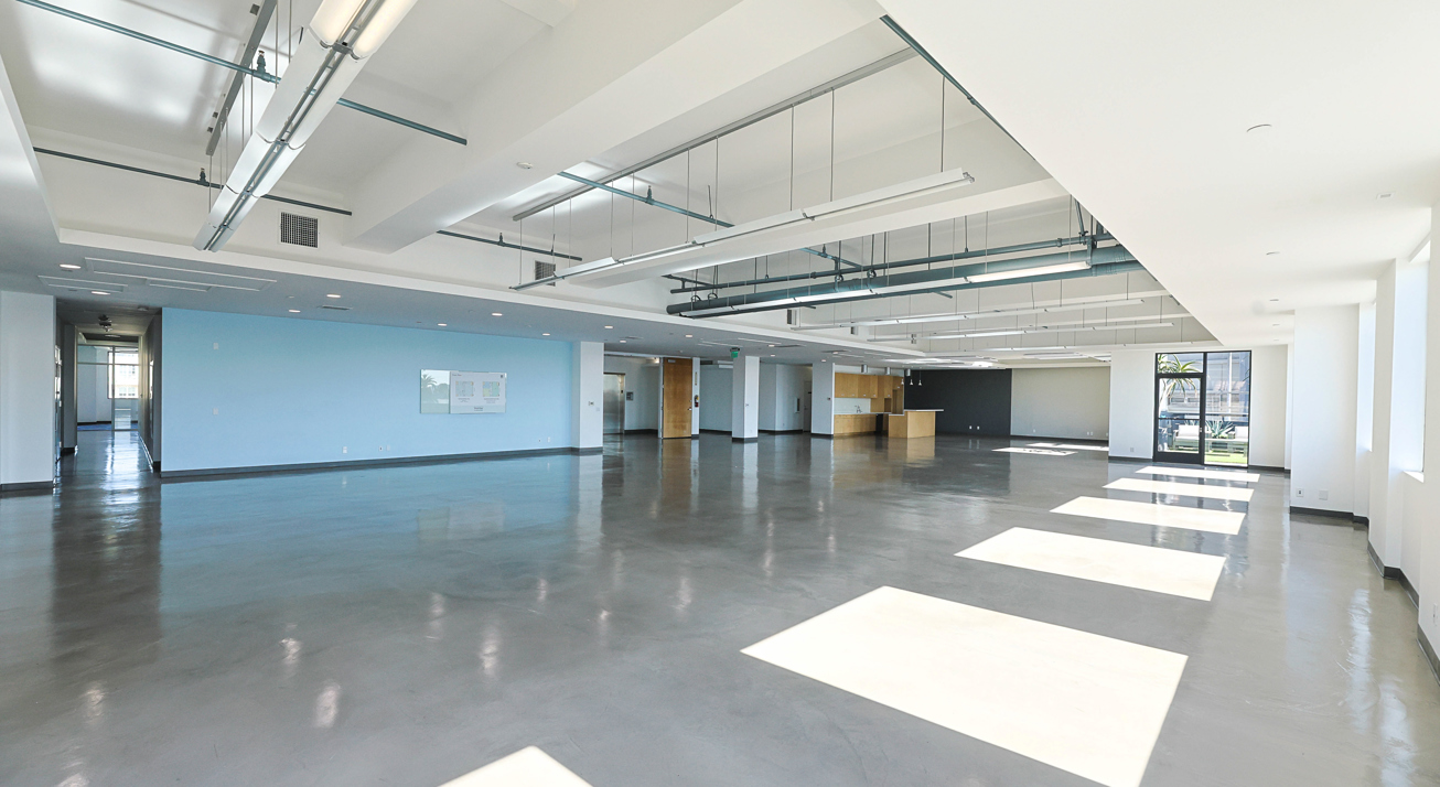 11925 Wilshire - Image 3