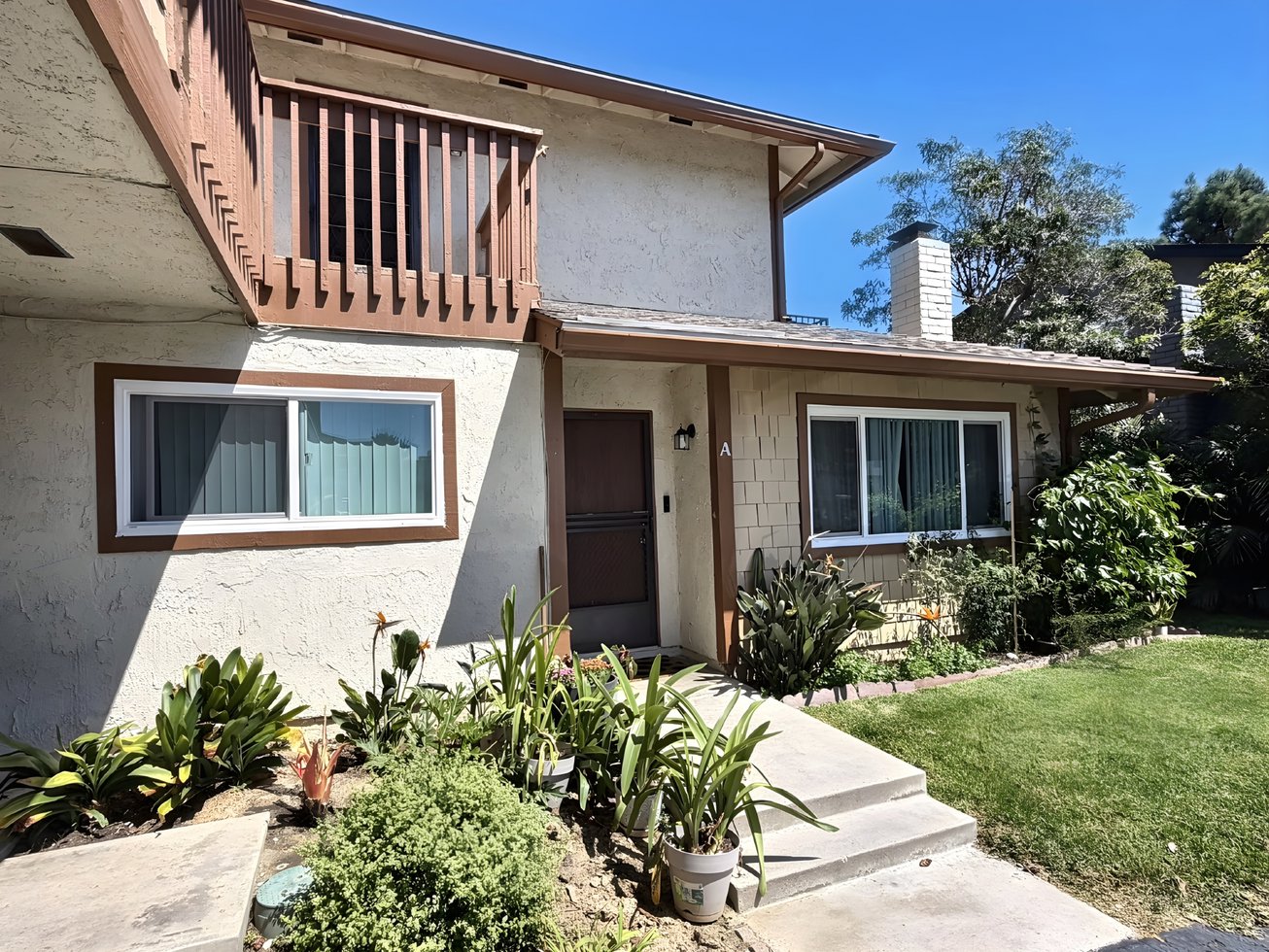 120 Lisa Ln Multifamily
