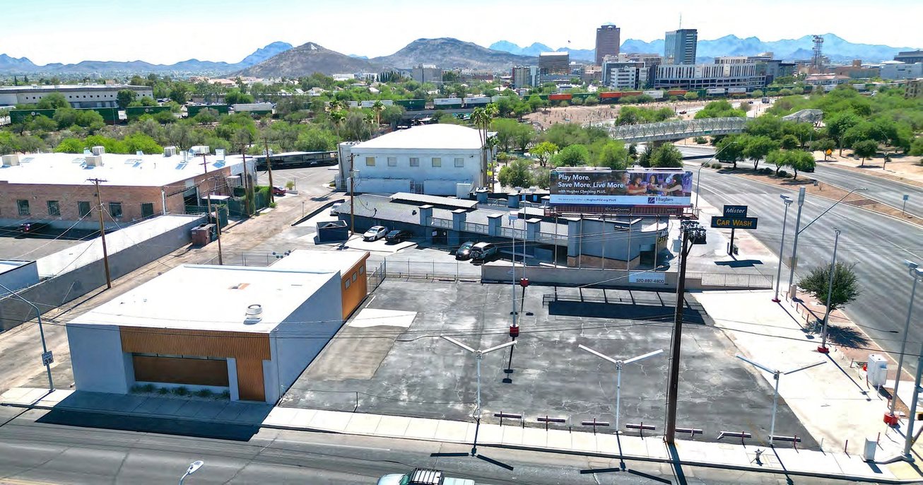 120 S Euclid Retail