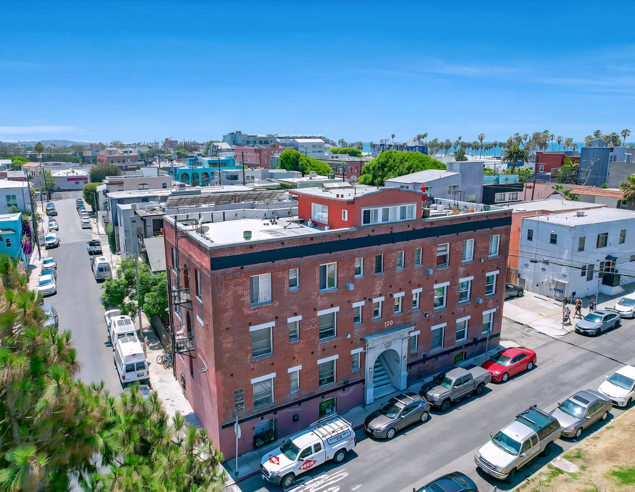 120 Westminster Ave Multifamily photo 1