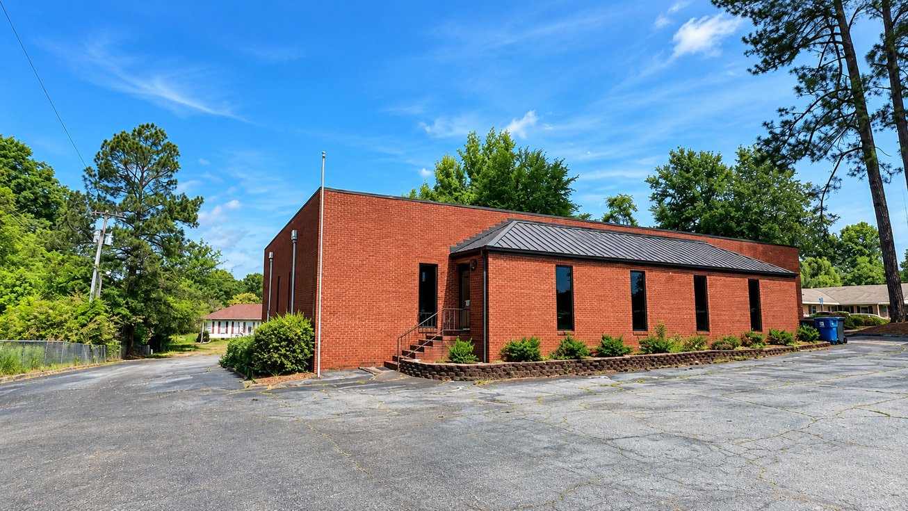 123 Sparta Highway Office