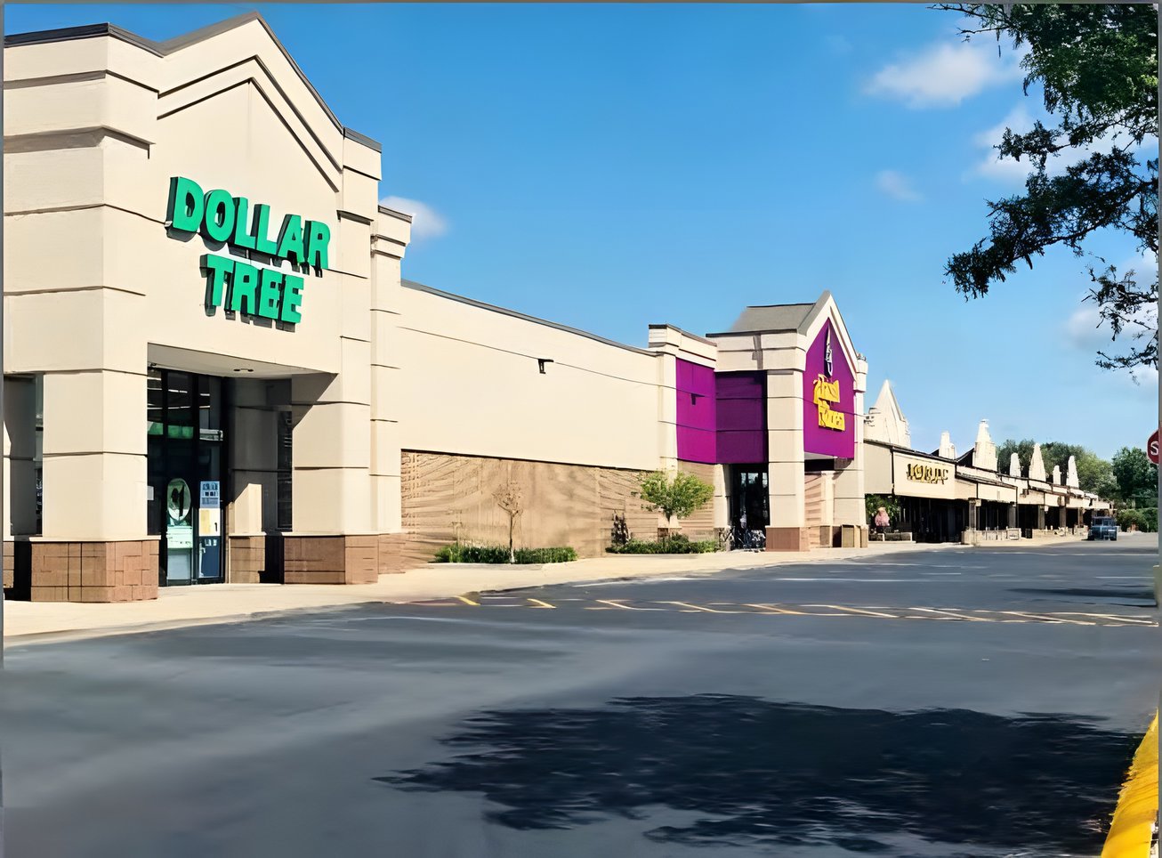 13305 15 Mile Road Retail