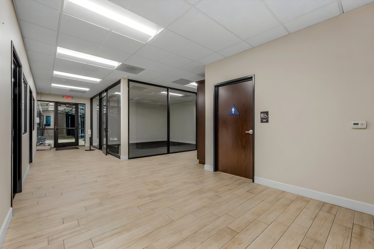1334 West Herndon Avenue, Fresno, CA, For Lease, Image-4
