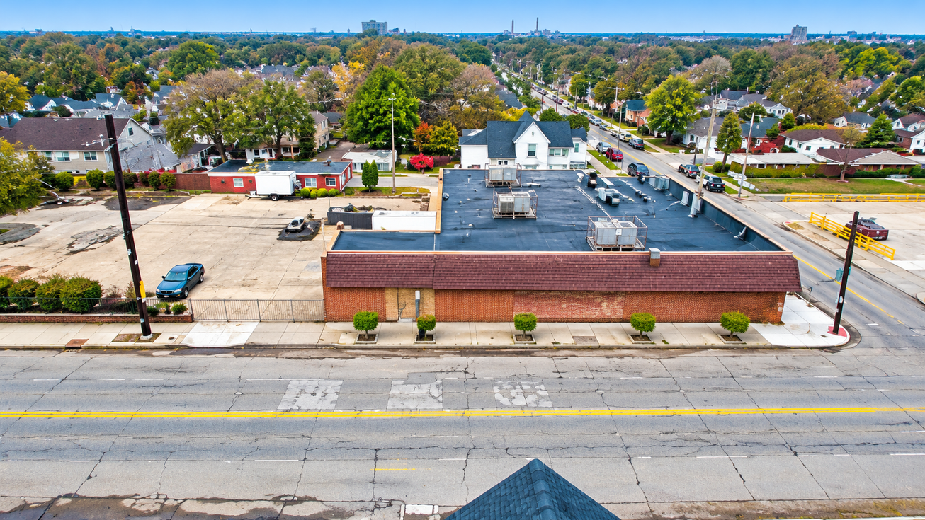 1341 Springwells St Retail