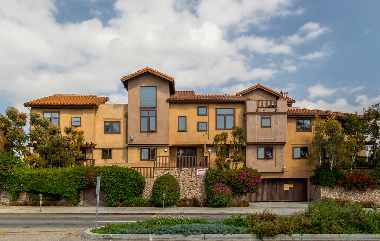 1342 N Highland Ave Multifamily