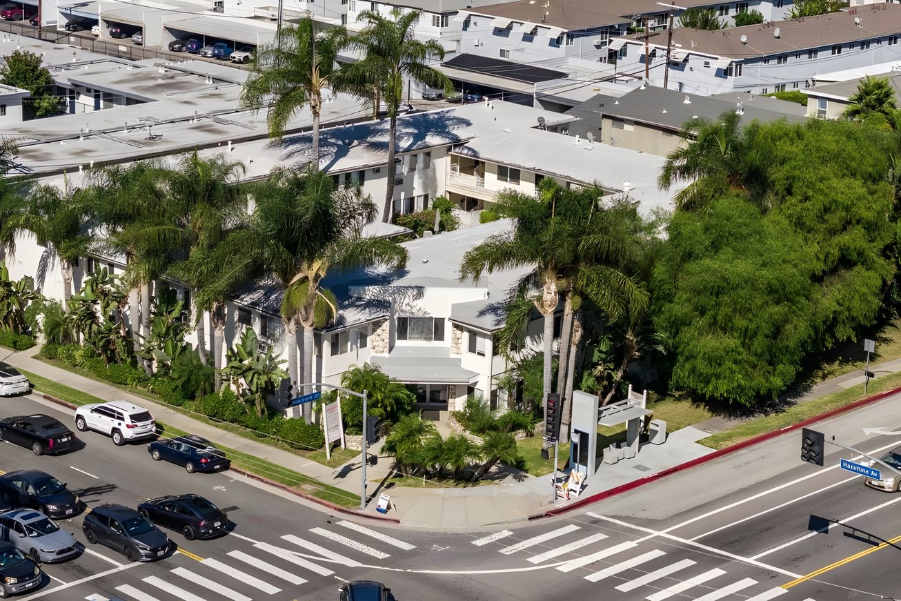 14065 Moorpark St Multifamily