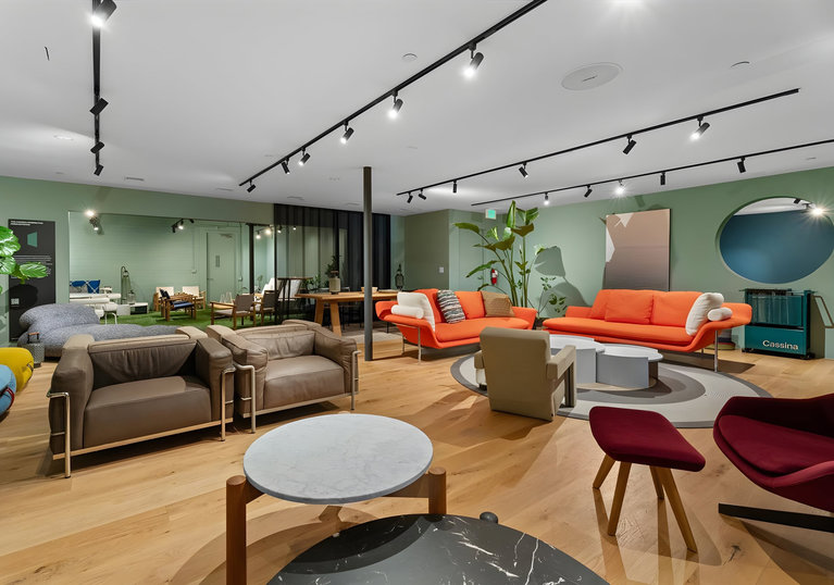 145 North Robertson Boulevard, West Hollywood, CA, For Lease, Image-3
