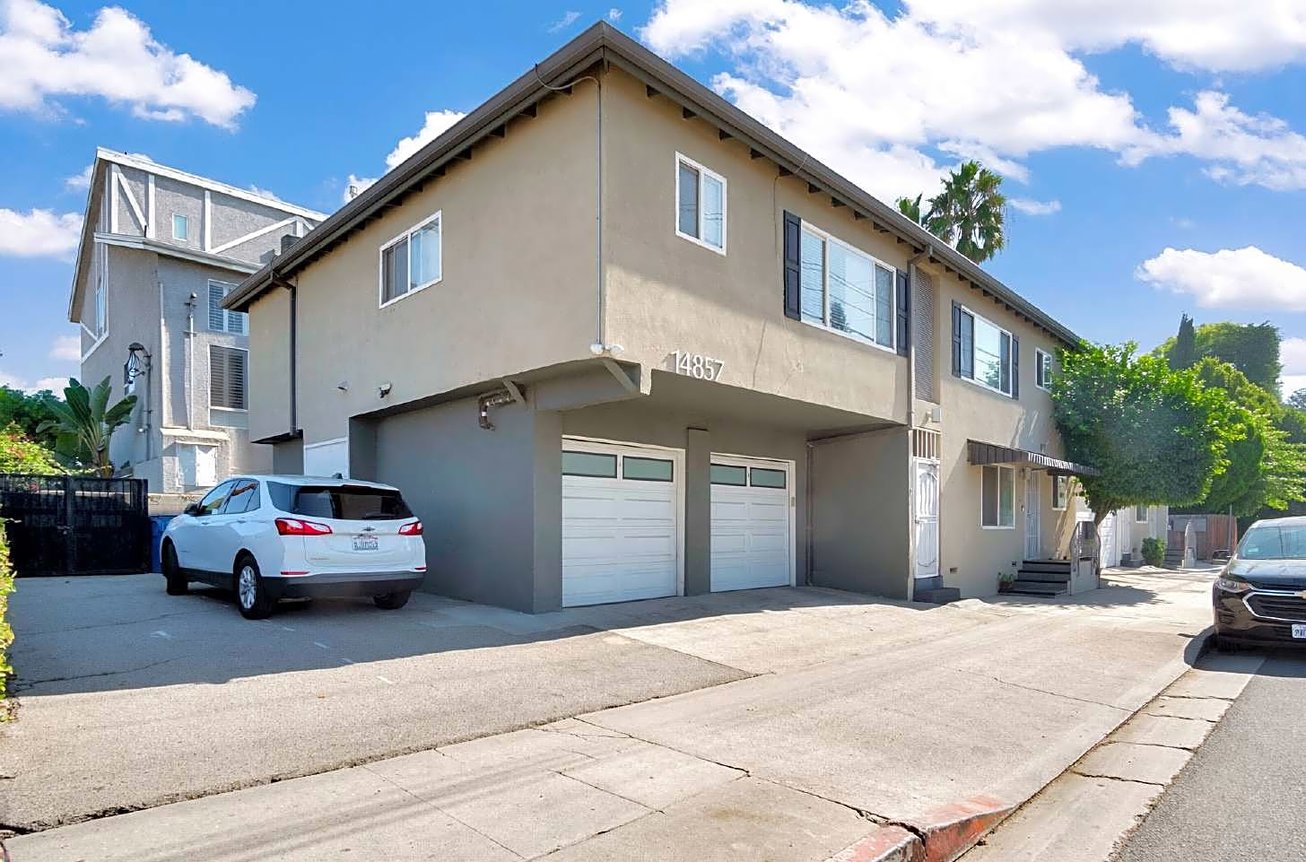 14857 Hartsook Street Multifamily photo 2