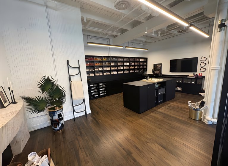 1517 W Carroll Ave, Chicago, IL, For Lease, Image-1