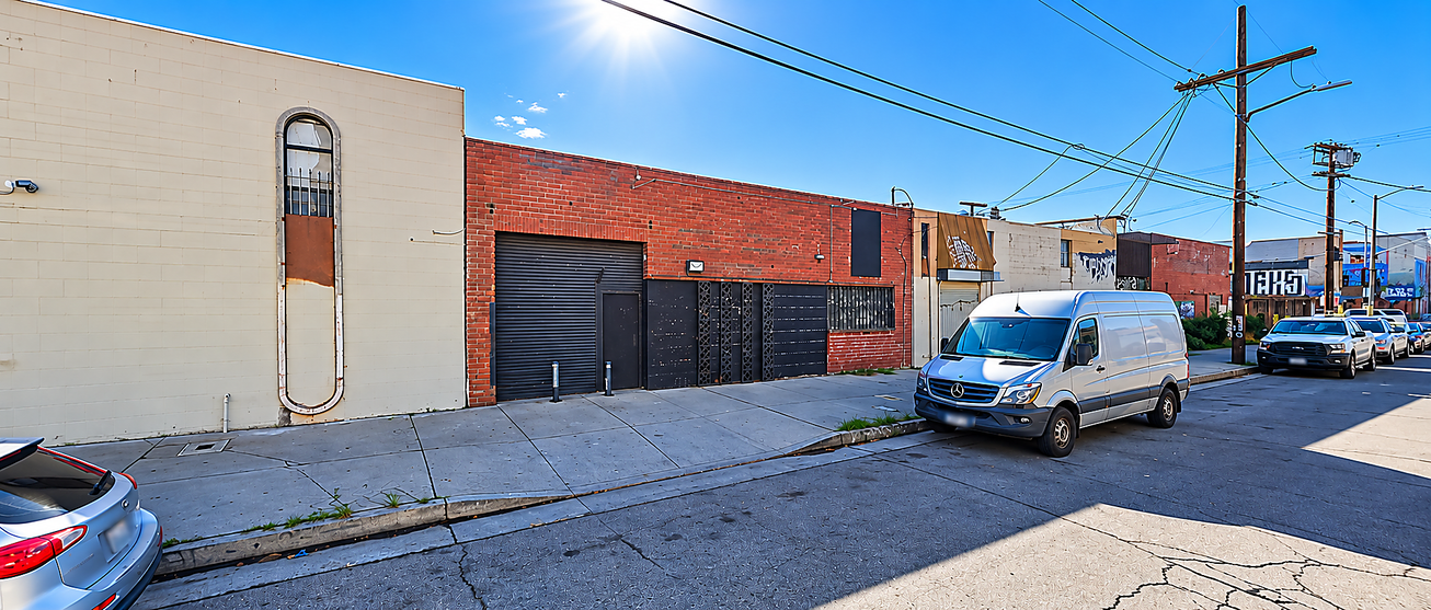 1518 E 15th St Industrial