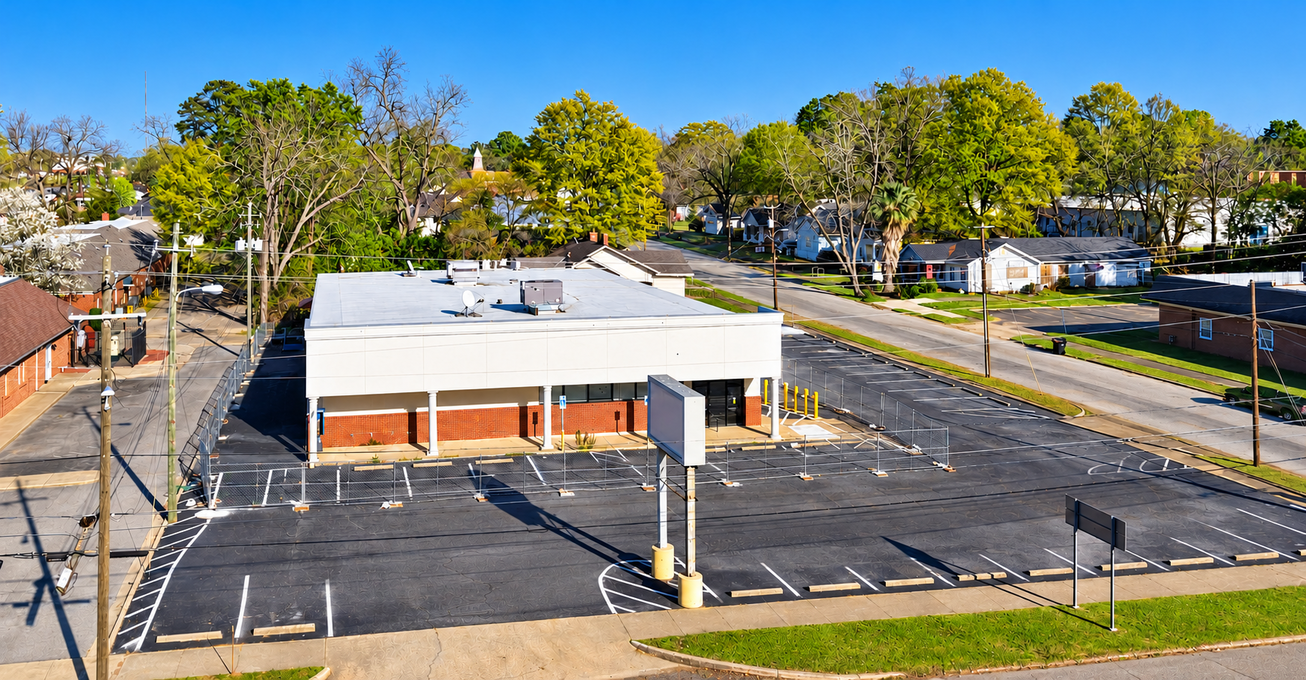 1525 Forest Ave Retail