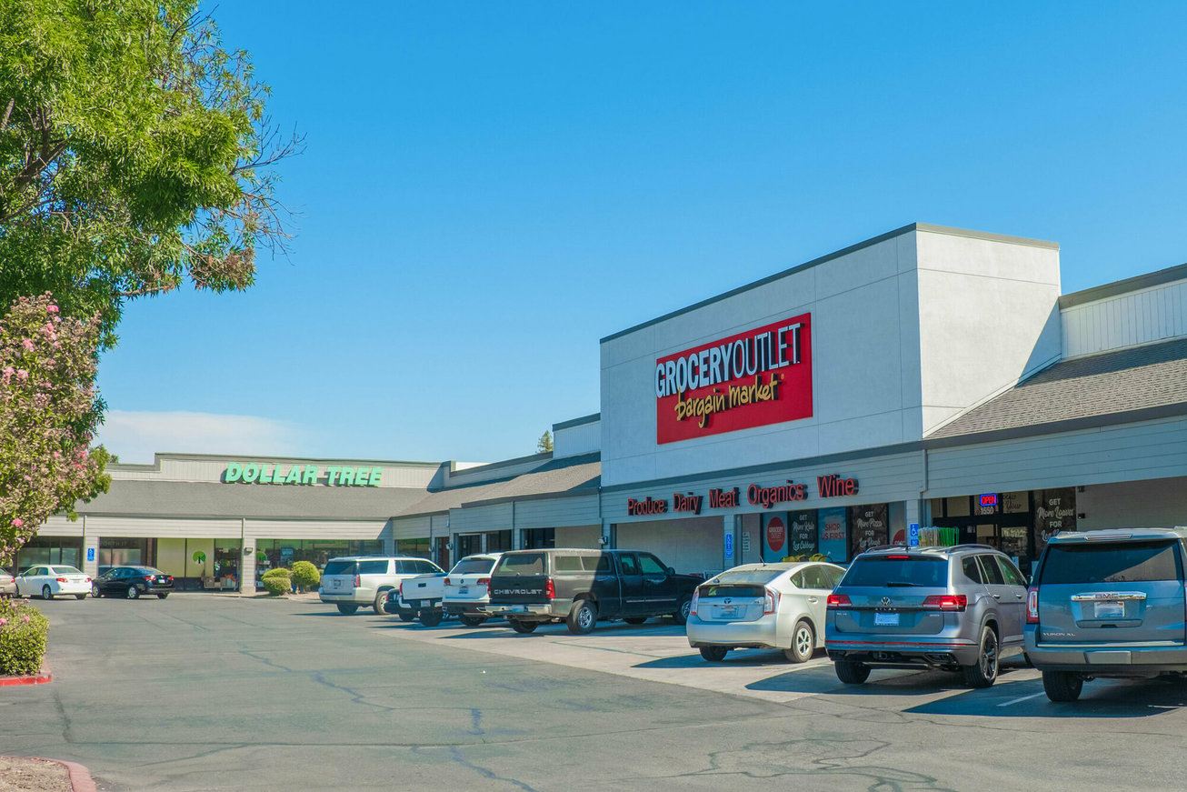 1554 State Route 99 East Retail