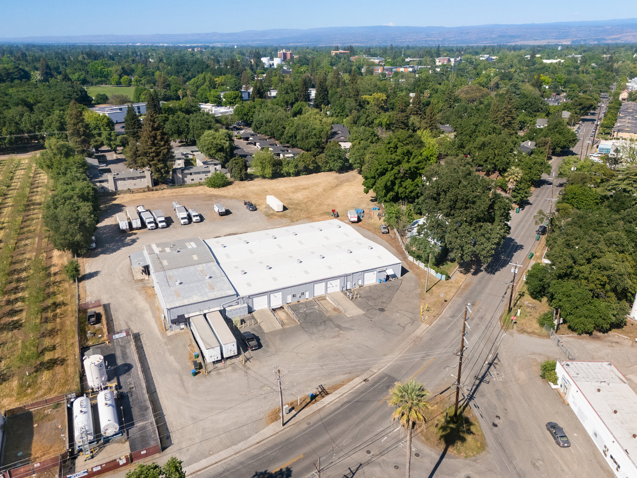 1608 West 5th Street Industrial