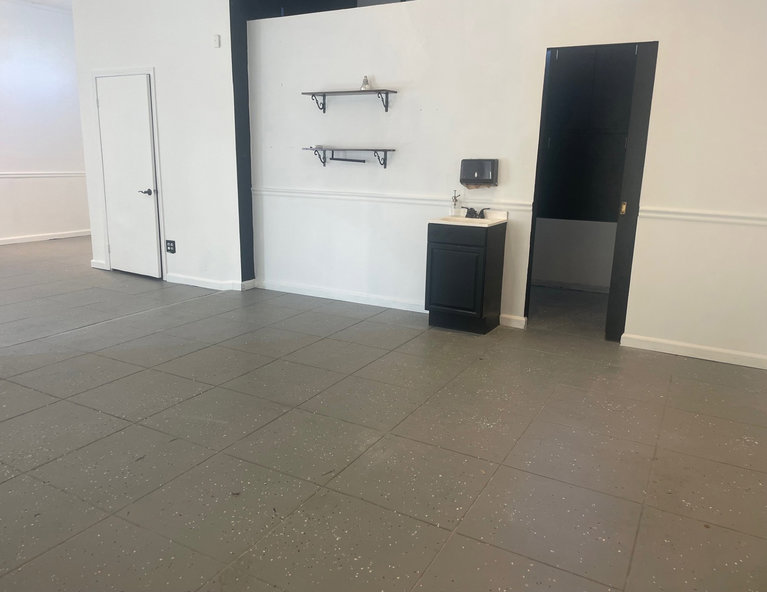163 South Crescent Heights Boulevard, Los Angeles, CA, For Lease, Image-2