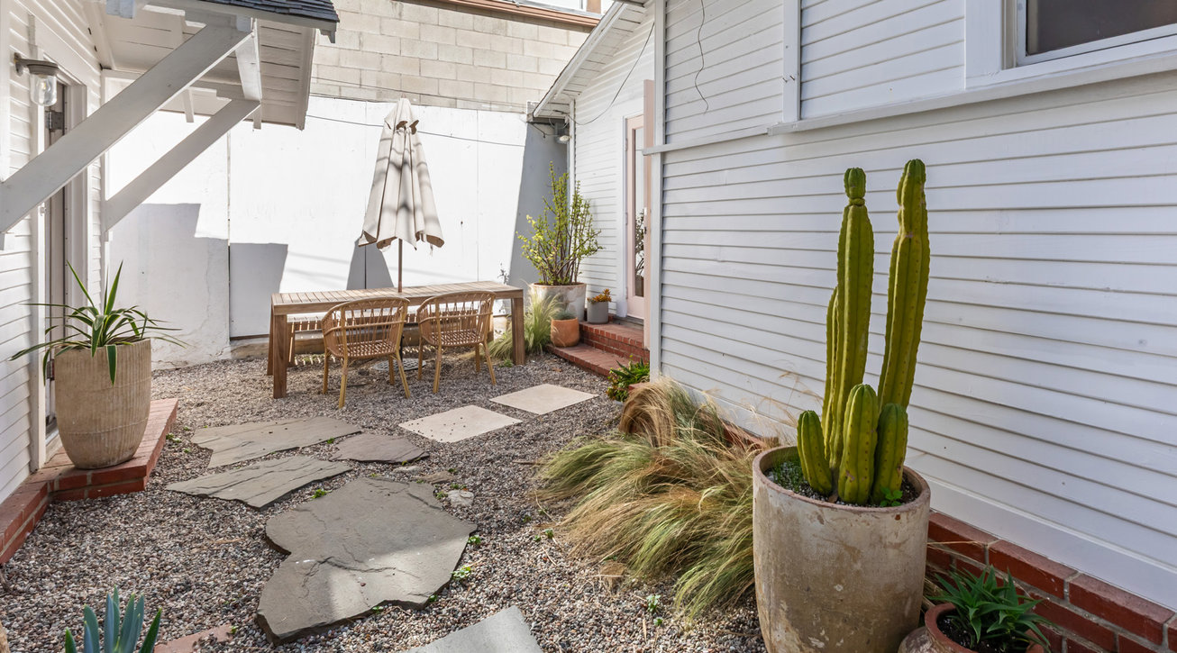 1644 Abbot Kinney Boulevard Retail