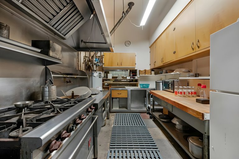1711 Fulton Street, Fresno, CA, For Lease, Image-19