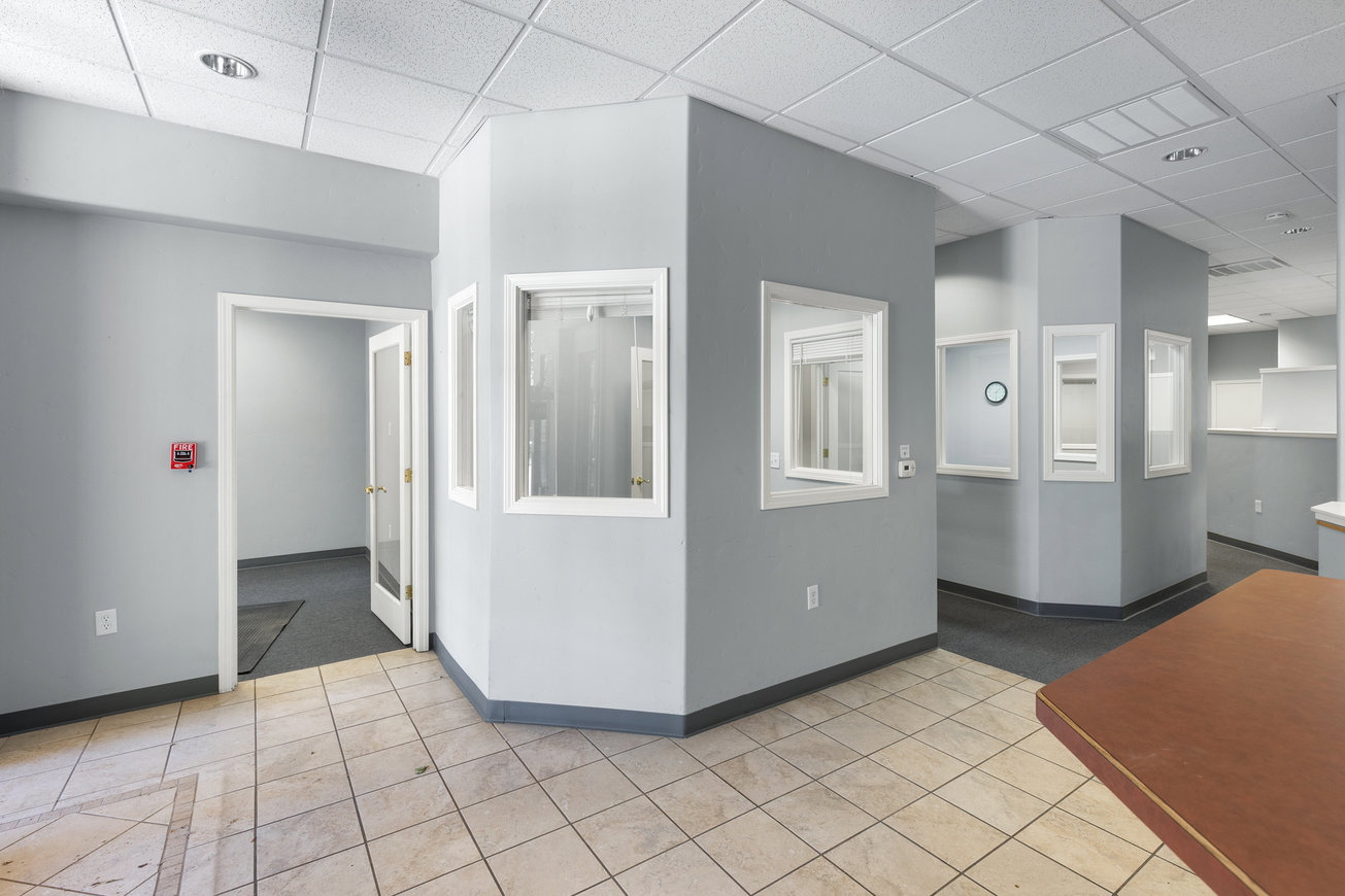 180 E 4th Street Office