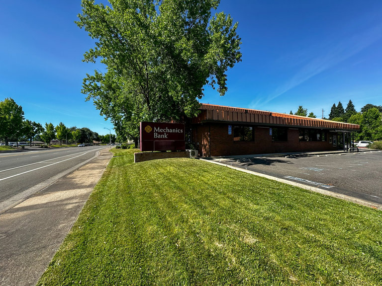 185 Hartnell Avenue, Redding, CA, For Lease, Image-3
