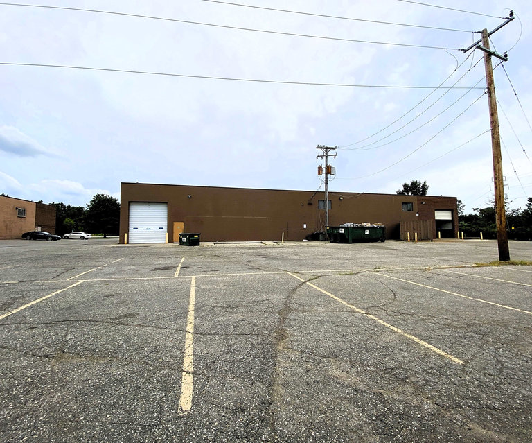 1960 West Maple Road, Commerce Township, MI, For Lease, Image-3