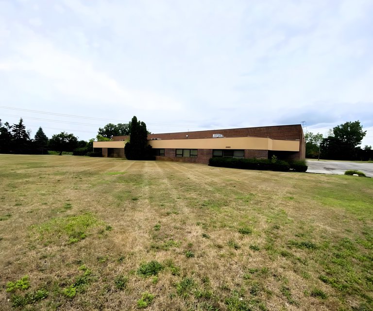 1960 West Maple Road, Commerce Township, MI, For Lease, Image-1