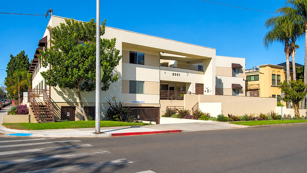 2001-2005 Grismer Ave Multifamily