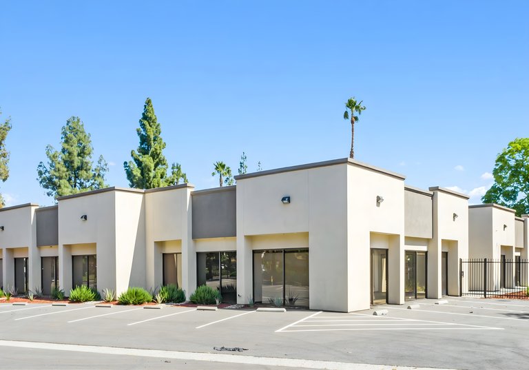 2002 North Gateway Boulevard, Fresno, CA, For Lease, Image-3