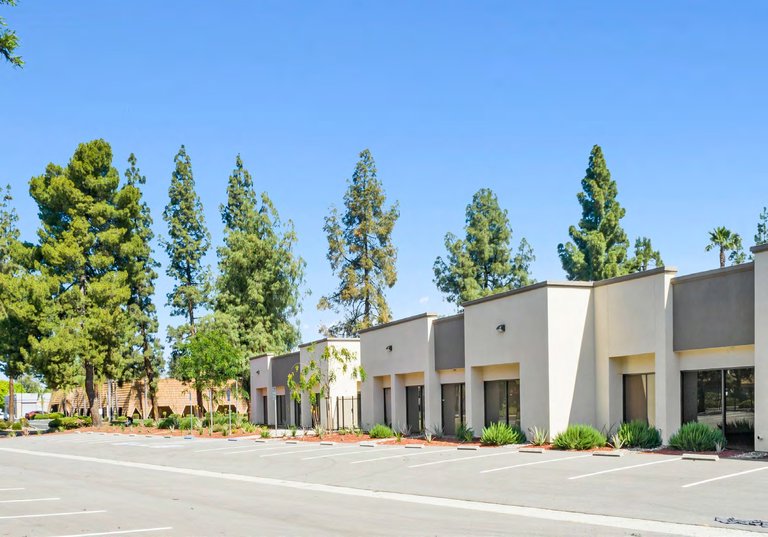 2002 North Gateway Boulevard, Fresno, CA, For Lease, Image-5