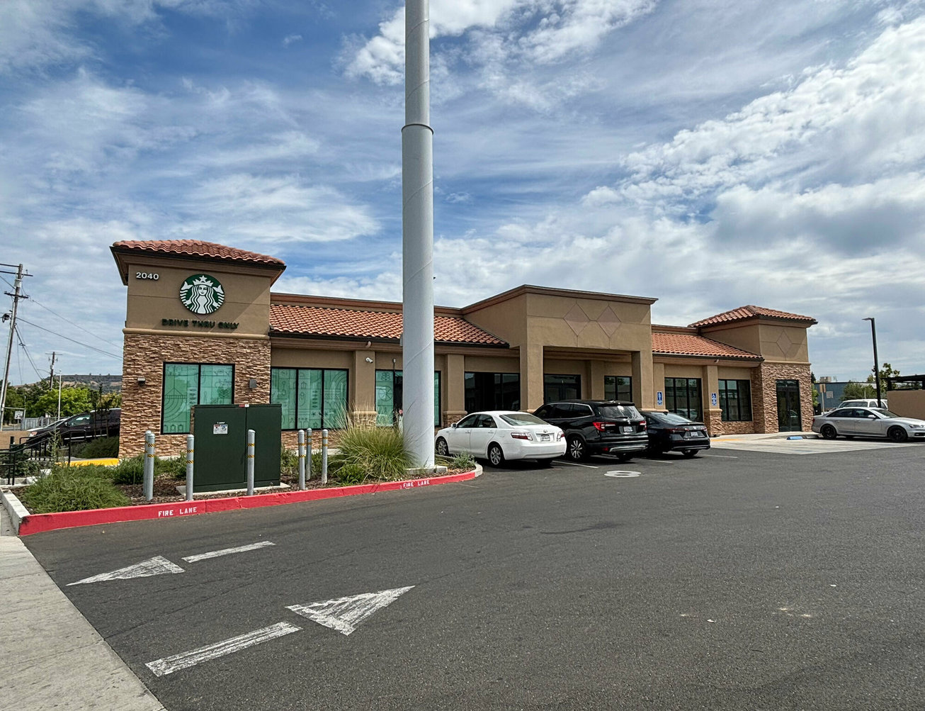 2040 3rd Street Retail