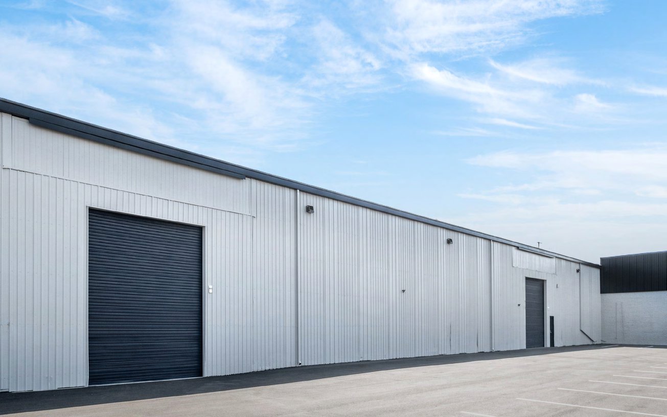 2045 S Van Ness Ave Industrial