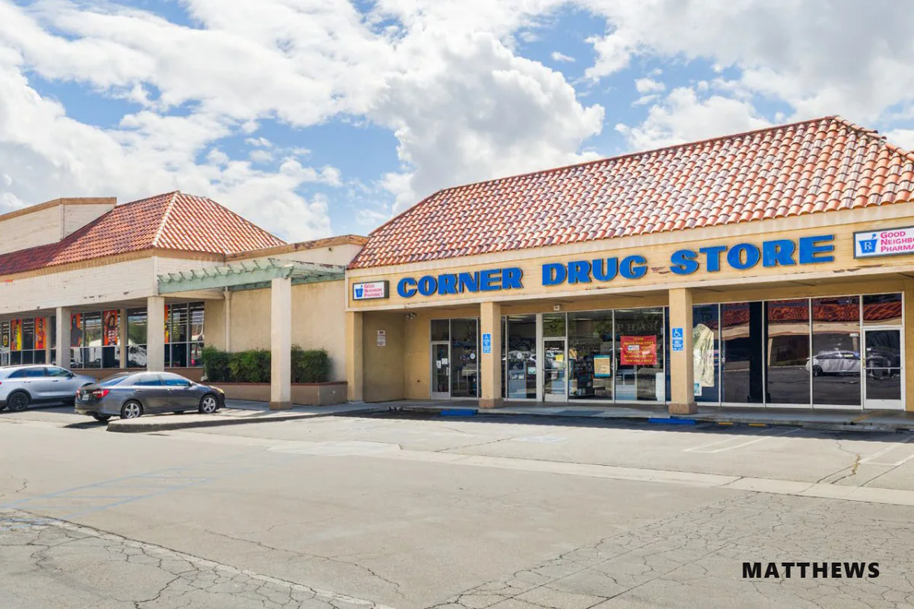 2087-2093 E Florida Ave Retail
