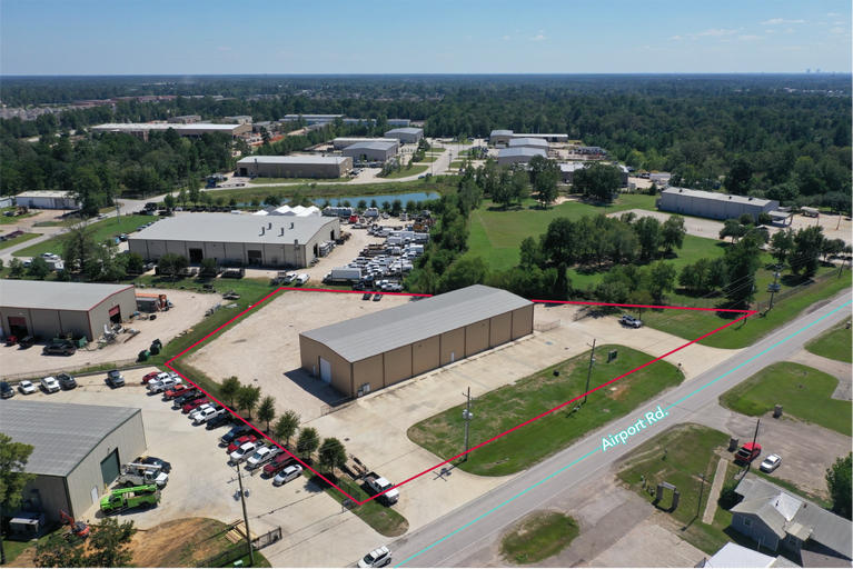 2112 Airport Rd, Conroe, TX, For Lease, Image-1