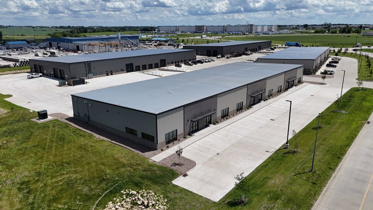 2151 Shiloh Rose Pkwy SW, Bondurant, IA, For Lease, Image-3