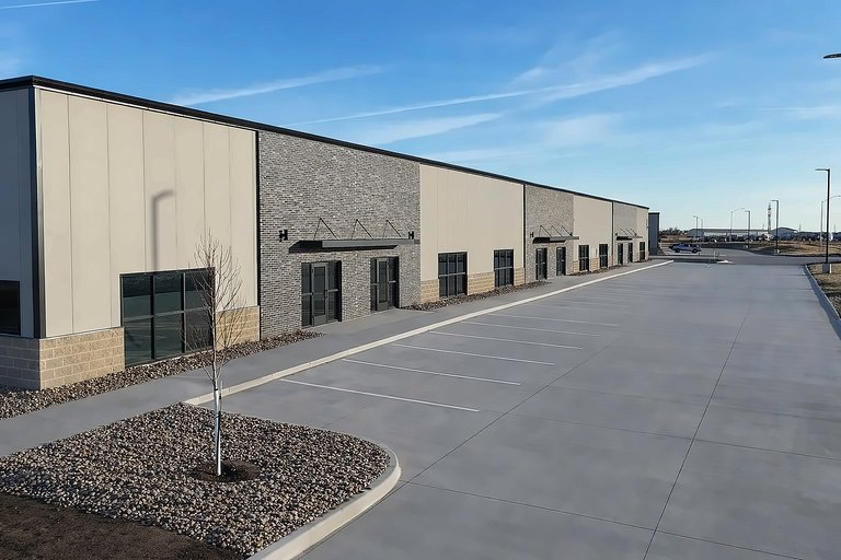 2251 Shiloh Rose Pkwy SW Ste 101, Bondurant, IA, For Lease, Image-2