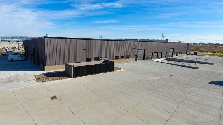 2301 Shiloh Rose Pkwy SW Ste 106, Bondurant, IA, For Lease, Image-3