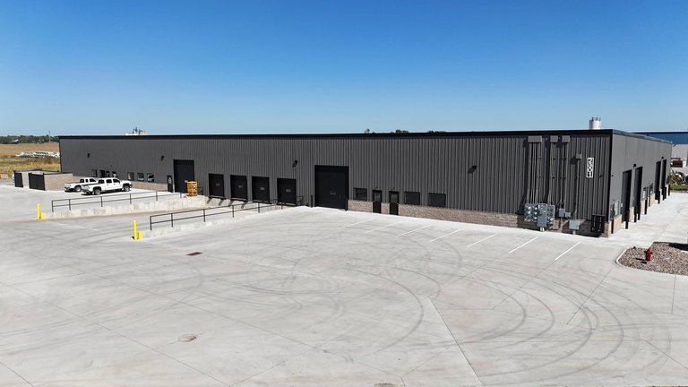 2301 Shiloh Rose Pkwy SW Ste 106, Bondurant, IA, For Lease, Image-1