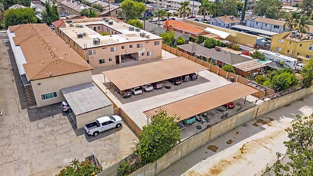 24846 Walnut St, Santa Clarita, CA, For Sale, Image-2